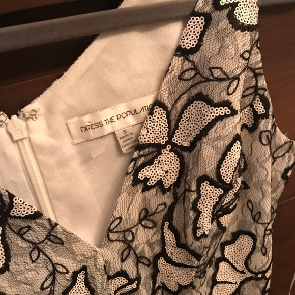 Dress the population Small sequin and lace dress - Picture 3 of 3